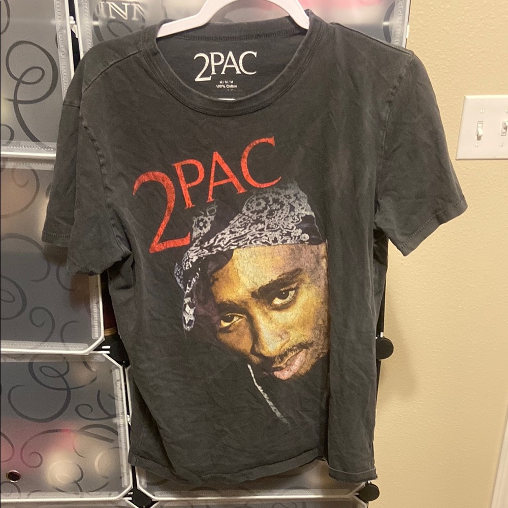 Tupac Black Graphic T-Shirt